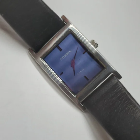 Fossil ARKITEKT FS2694 Navy Face Silver Case Black Leather Band